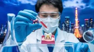 Cette découverte japonaise promet des dents neuves sans implants dès 2030 : un espoir pour des millions de sourires