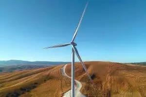 Découvrez cet impressionnant géant éolien chinois de 146 mètres, une prouesse énergétique sans précédent !
