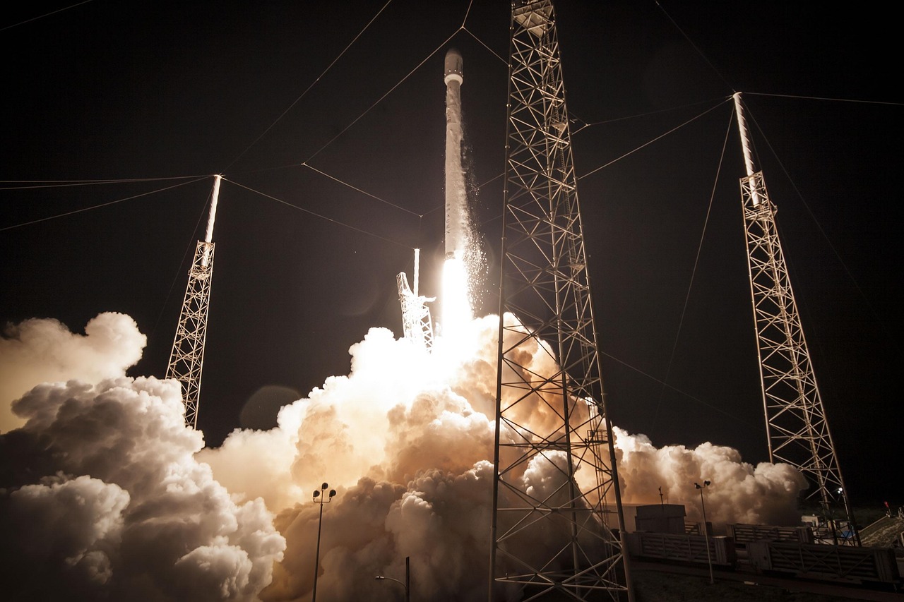 SpaceX rafle 733 millions de dollars : un triomphe total face à ULA pour les lancements militaires américains