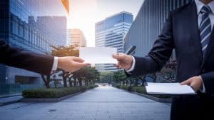 Au Japon, 11 000 travailleurs délèguent leur démission : le business surprenant des agences de départ explose