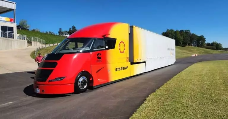 Ce camion du futur promet une efficacité 2,5 fois supérieure avec un moteur au gaz révolutionnaire dès 2024