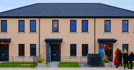 Ce projet révolutionnaire en Irlande imprime des maisons sociales en seulement 12 jours grâce à la technologie 3D