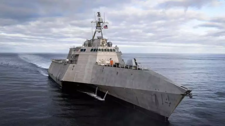 Cette antenne Starlink cachée sur un navire américain soulève des inquiétudes majeures et pourrait déclencher une crise sur la sécurité maritime mondiale Cette antenne Starlink clandestine sur un navire US : une découverte qui bouleverse la sécurité maritime