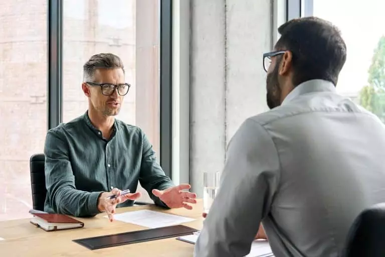Entretien d’embauche : cette question inattendue pourrait tout changer dans votre candidature Cette question d’embauche unique qui fait trembler 95% des candidats : êtes-vous prêt à y faire face ?
