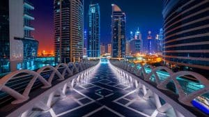 Dubaï révolutionne la mobilité : 6.500 km de voies piétonnes climatisées pour conquérir le désert d'ici 2040