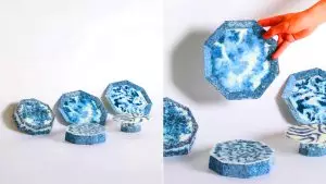 Ce designer transforme 100 000 jeans usagés en assiettes uniques : l&rsquo;art du recyclage à son apogée avec The Denim Project