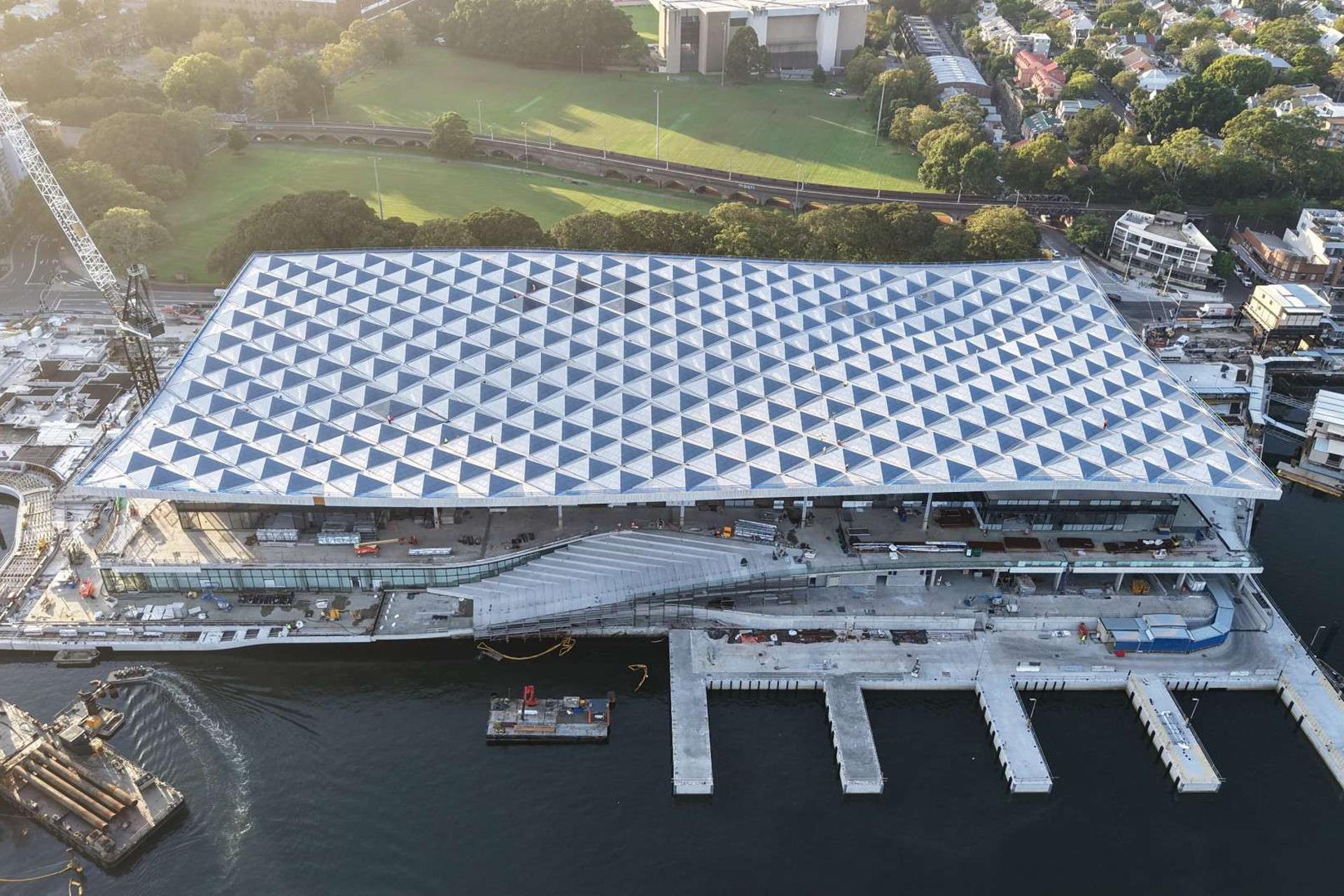 Le toit du Sydney Fish Market, fait de bois, est le plus grand du genre dans tout l'hémisphère sud.