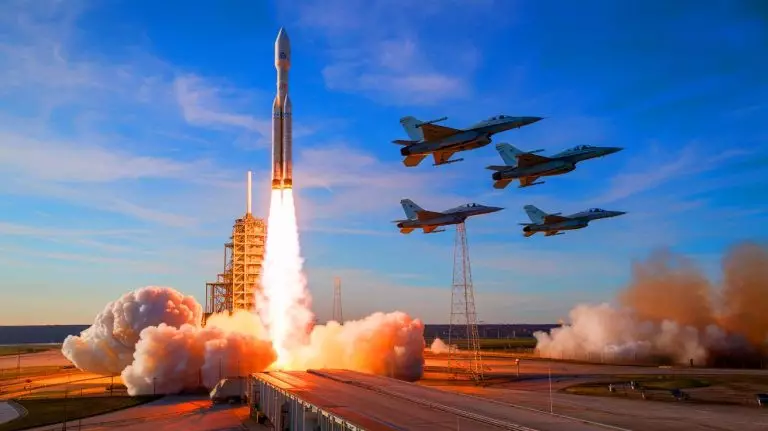 La France mobilise ses avions de combat pour protéger Ariane 6, un lanceur stratégique destiné à la collecte de renseignements mondiaux La France envoie les Rafale en Guyane pour sécuriser Ariane 6 : un lancement colossal pour espionner le monde depuis l'espace