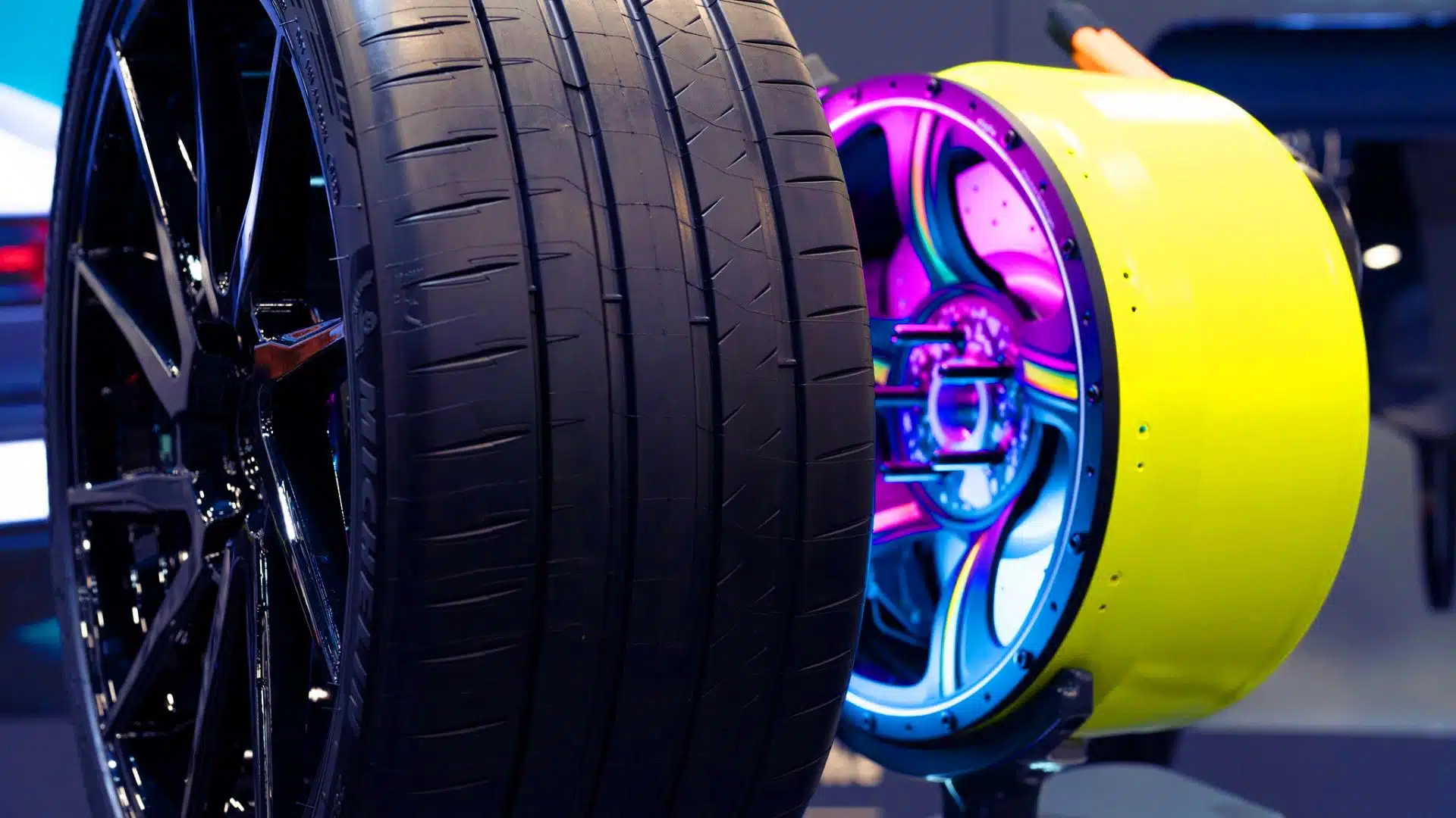 Le moteur intégré dans la roue d'Elaphe est présenté au CES 2025.
