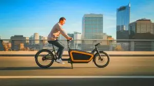 « 227 kilos sur deux roues » : ce vélo cargo ultra-maniable et modulaire défie les lois du transport urbain