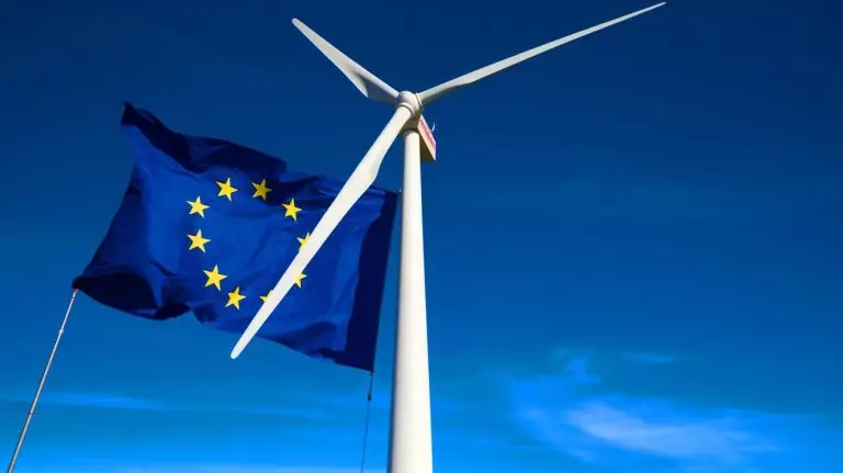 Face aux accusations de l’UE, la Chine défie la logique : ces turbines « impossibles » pourraient redessiner la carte énergétique du monde Face aux accusations de l'UE, la Chine défie la logique : ces turbines "impossibles" pourraient redessiner la carte énergétique du monde