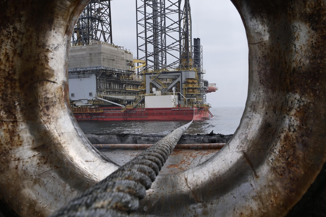 La Chine révèle un gisement colossal de pétrole et gaz : 800 barils par jour, une découverte qui bouleverse l&rsquo;énergie mondiale