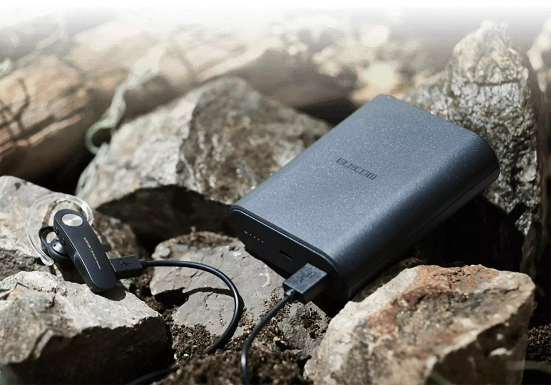 Bien que ce soit la première batterie externe utilisant le sodium-ion, sa vitesse de charge de 45 W est assez courante, et elle est plus lourde que les modèles lithium-ion moins chers disponibles actuellement