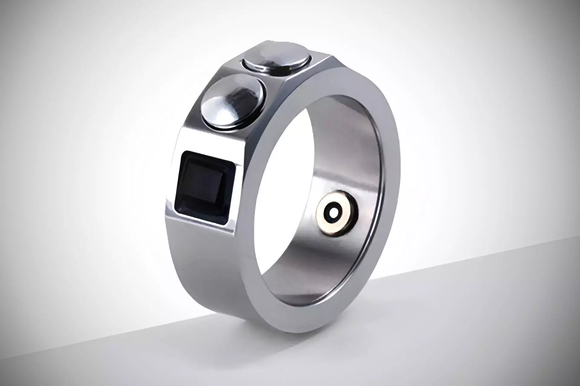 Si vous adorez parcourir TikTok et Instagram Reels, la souris Ring vous permet de défiler à l'infini, (presque) sans les mains.