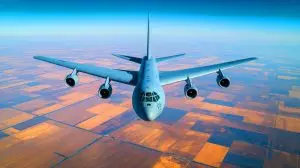« Terreur dans le ciel américain » : ce planeur nucléaire géant survole le Midwest pendant 7 heures et sème l'émoi