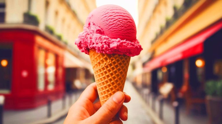 Une glace qui ne fond pas pendant 4 heures : cette chercheuse révolutionne les desserts avec cette invention surprenante