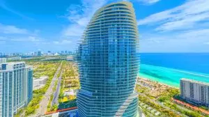 « Aussi puissant que cent centrales électriques » : ce gratte-ciel solaire de Miami redéfinit l'énergie urbaine avec son design révolutionnaire et éco-responsable