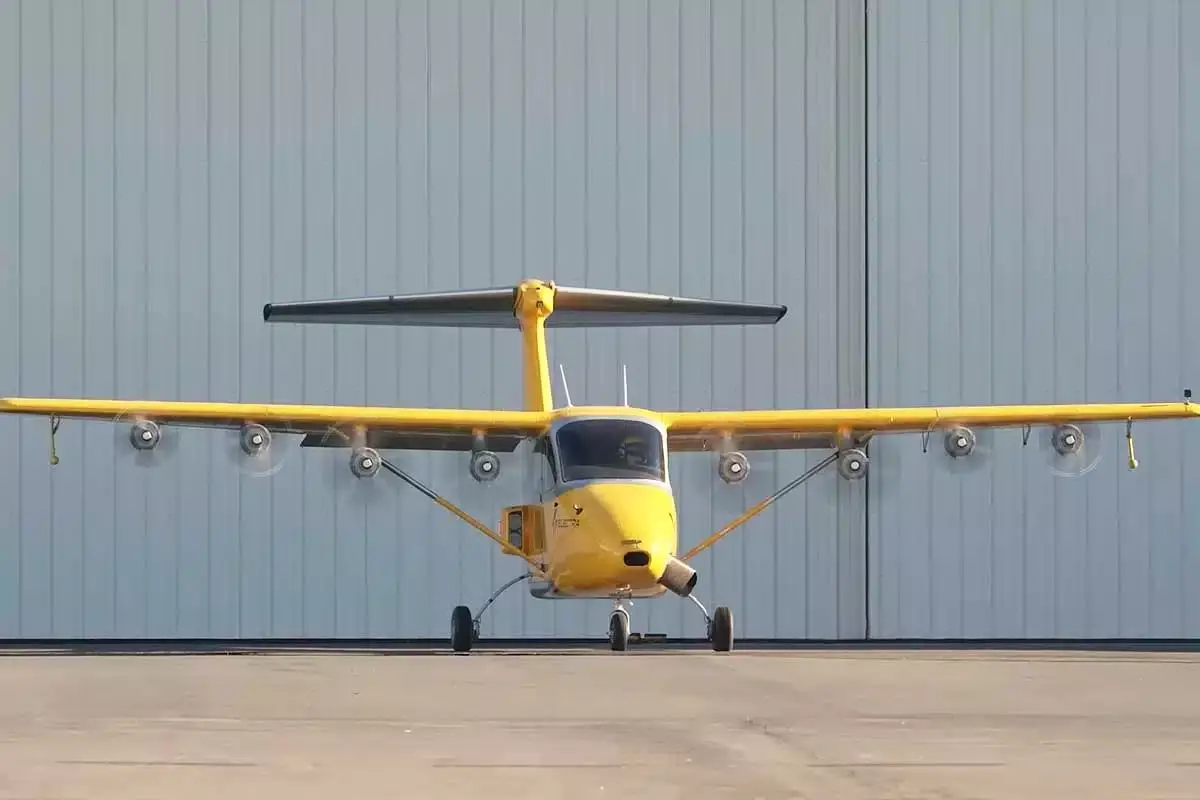L'EL2 d'Electra est un avion électrique conçu pour des décollages sur de courtes distances.