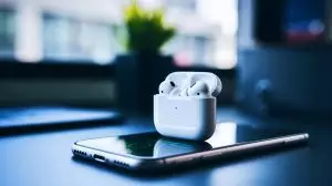 « Je n'en crois pas mes oreilles » : iOS 19 propulse vos AirPods vers l'inimaginable avec une fonctionnalité ultra-attendue !