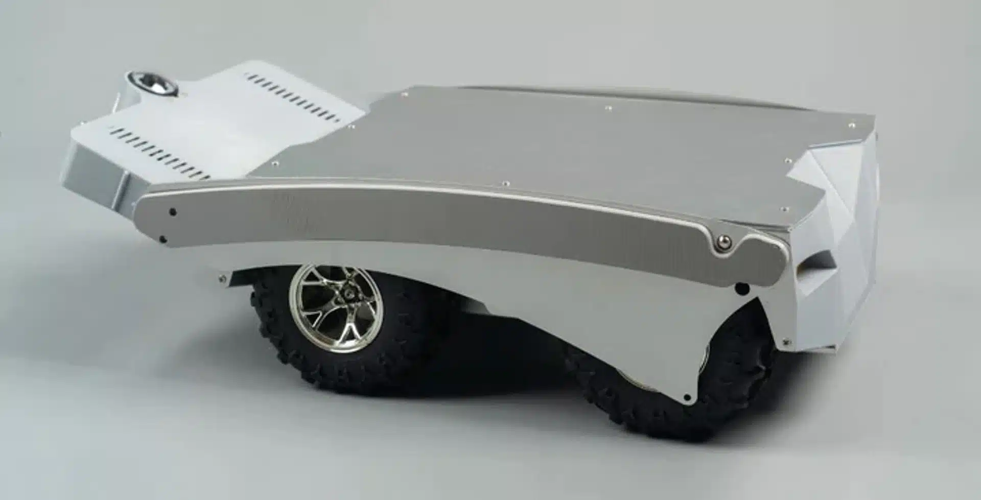 « Je pilote un rover terrestre 4G depuis mon canapé » : Frodobots lance ...