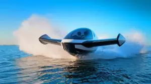 « Je suis le maître des océans » : un hydroplane électrique propulsé par air pulvérise les records de vitesse sur l'eau à couper le souffle