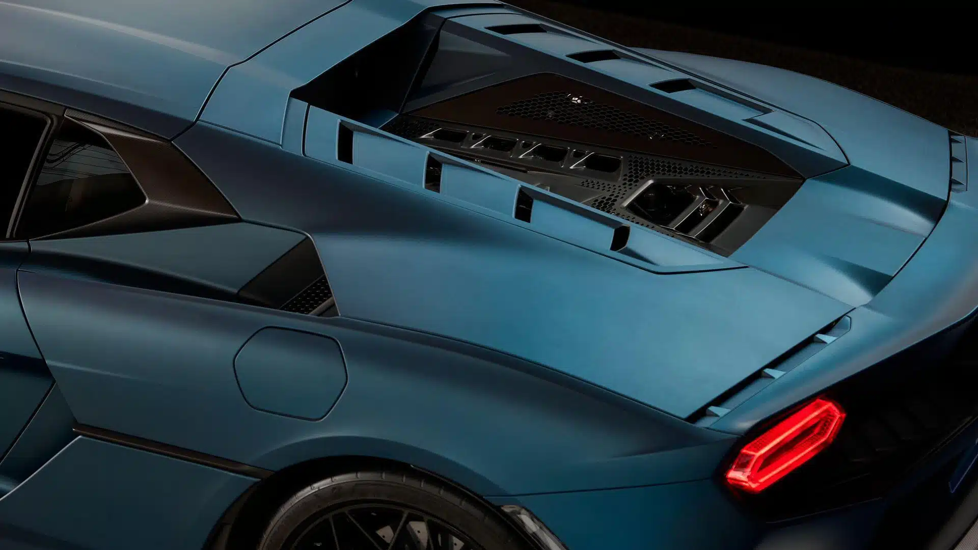 La Lamborghini Temerario est équipée d'un moteur V8 biturbo de 4,0 litres pouvant atteindre 10 000 tr/min et produire 920 chevaux (907 CV) avec un couple de 800 Nm (590 lb-pi)