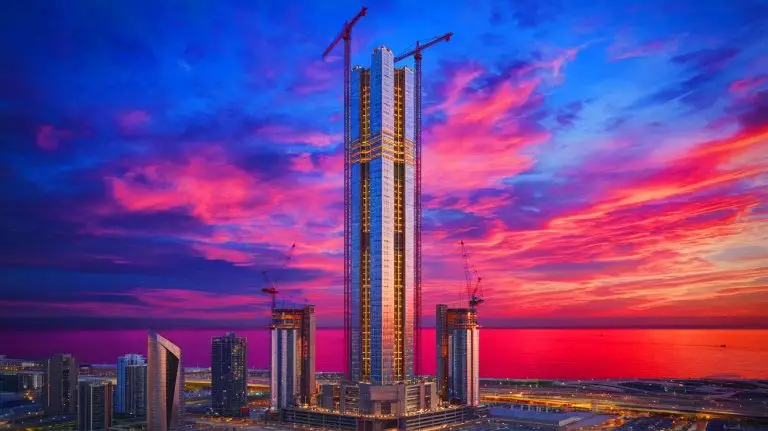 Le monde en état de choc : l'Arabie saoudite dévoile cette tour titanesque de plus de 1000 mètres qui défie l'imagination et les limites architecturales