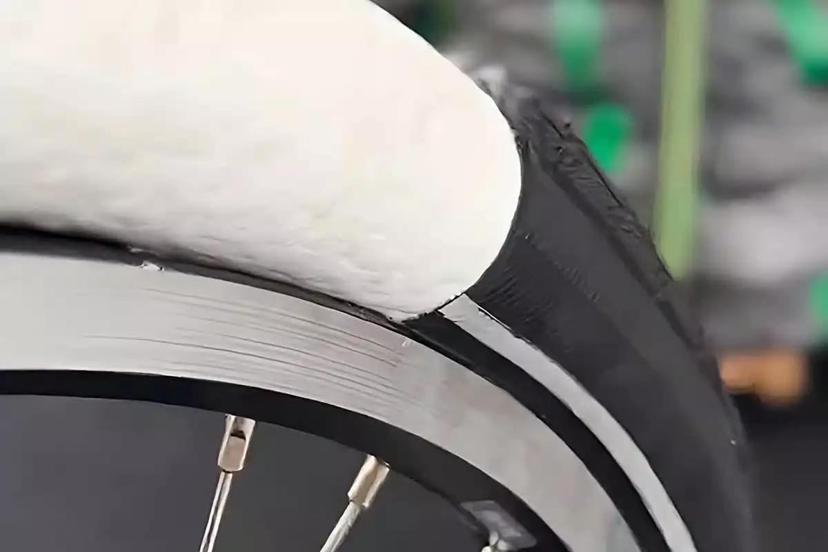 Un pneu résistant qui n'a pas besoin d'air.