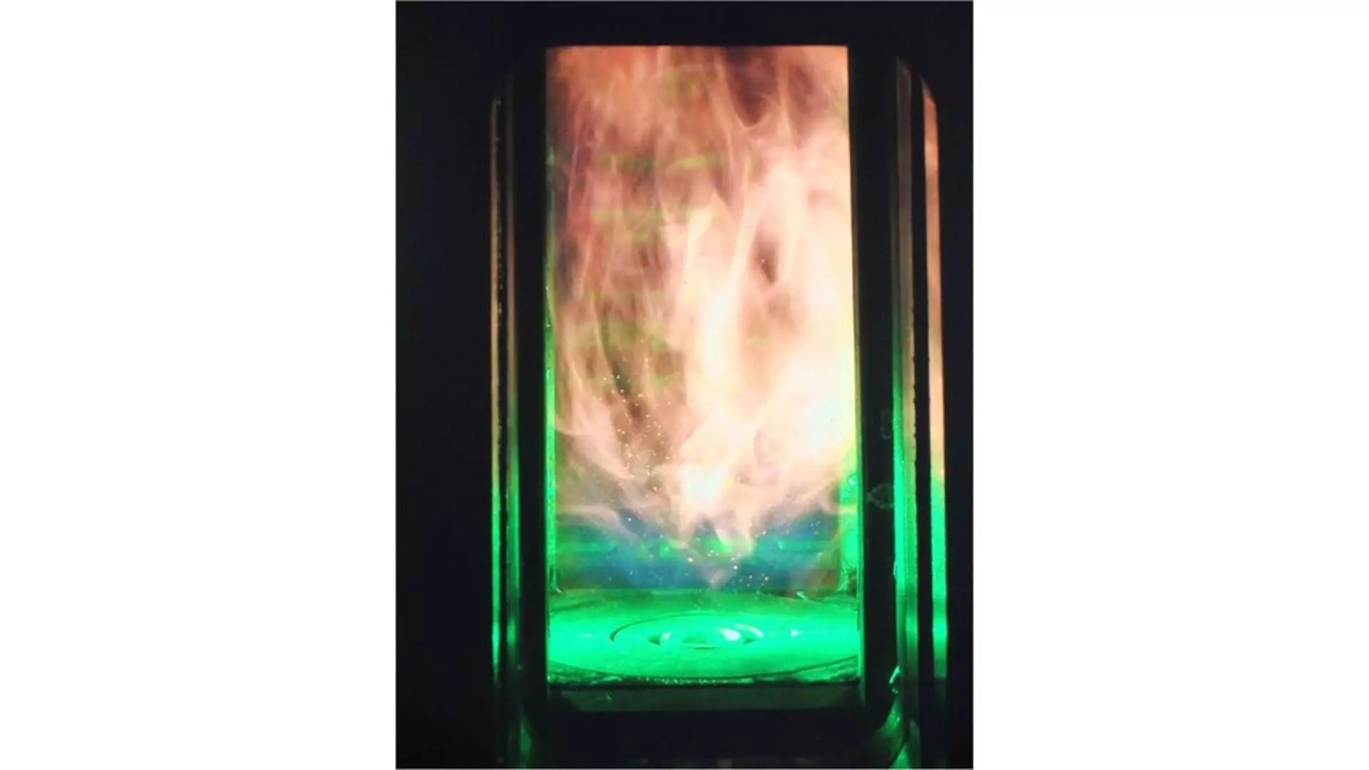 Une technologie de combustion unique permet au dernier moteur Rolls-Royce de lutter contre les émissions de fumée noire.