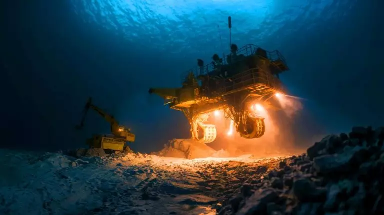 Ruée vers l’or version 2.0 : l’exploitation minière des grands fonds marins déclenche une course effrénée aux ressources les plus convoitées de la planète Ruée vers l'or marine : l'exploitation minière des fonds marins déclenche un bouleversement sans précédent qui menace l'équilibre de nos océans