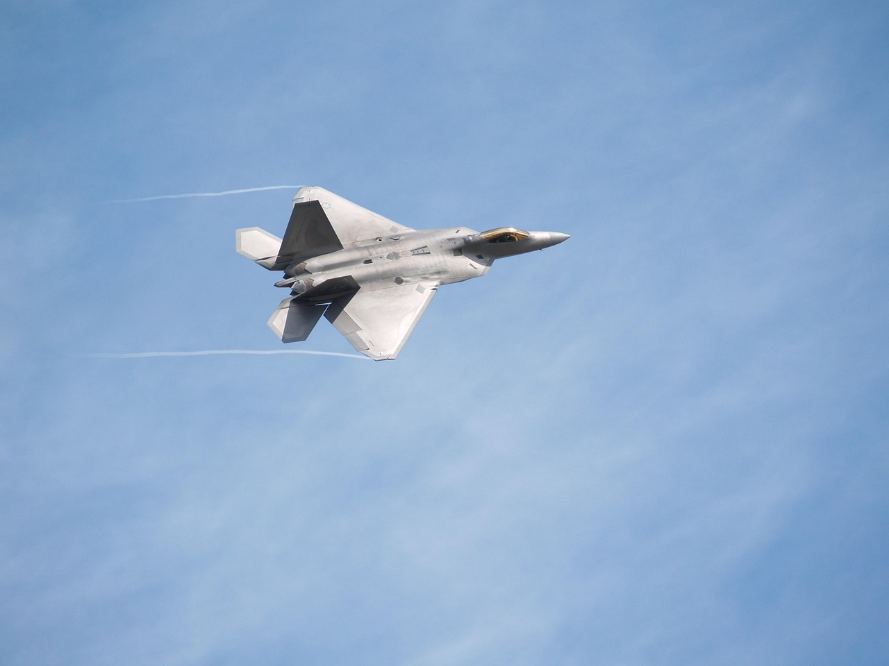 Ces avions pulvérisent les records de vitesse : découvrez les engins supersoniques qui défient les lois de la physique et redéfinissent les limites aériennes
