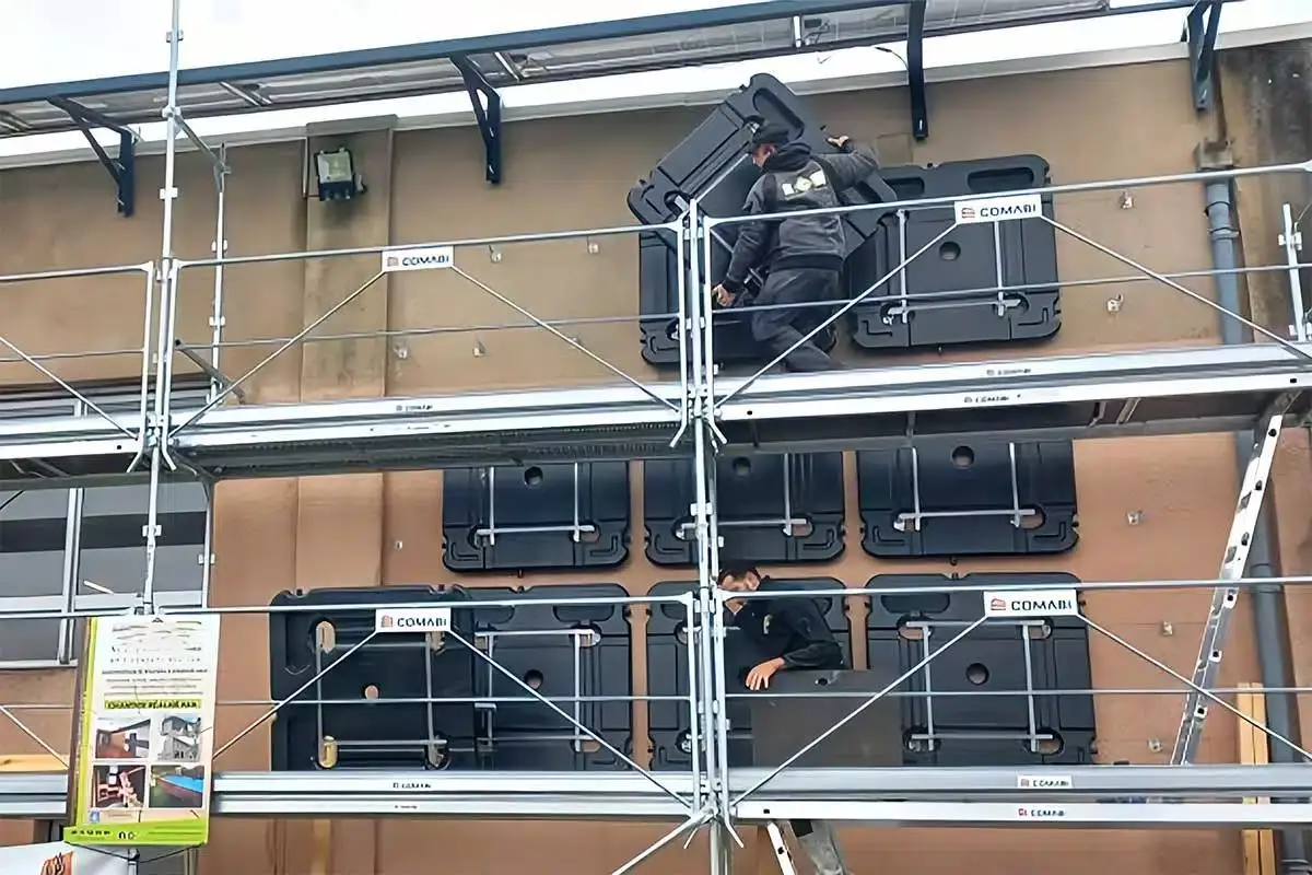 Ravalement de façade intégrant des réservoirs Cactile.