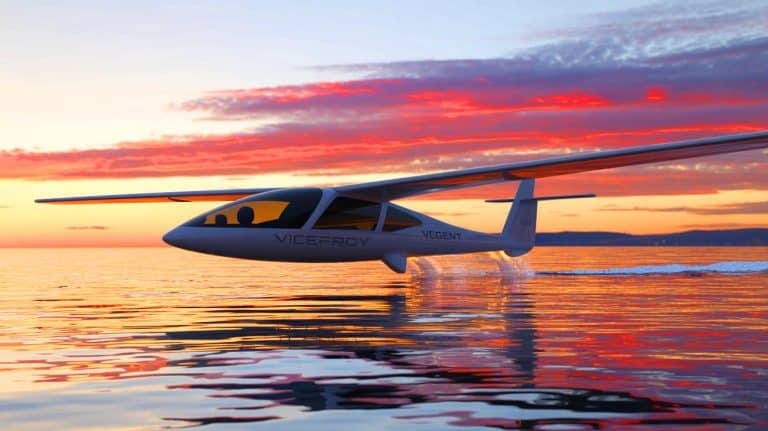 « Il vole sur l’eau à 290 km/h » : ce vaisseau hybride américain fascine l’armée (et pourrait révolutionner le transport maritime mondial)